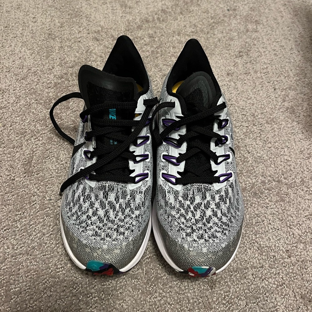 Nike Pegasus Zoom sneakers